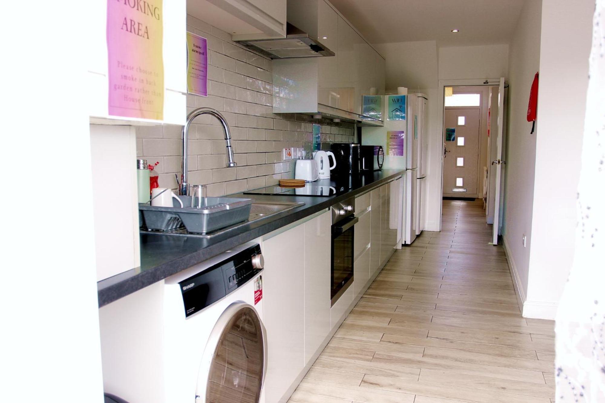 House Share With Few Ensuite Rooms Near Southmead Bristol Exteriér fotografie